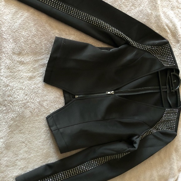 Black studded blazer. Never worn - Picture 2 of 4